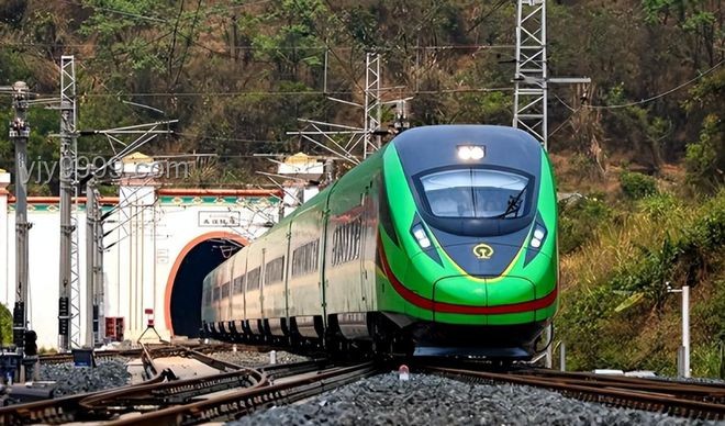 中老铁路设计时速揭秘：为何选定160km/h？