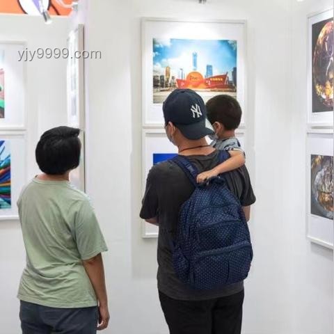 恋爱启航：如何用一束花和正式告白开启恋情
