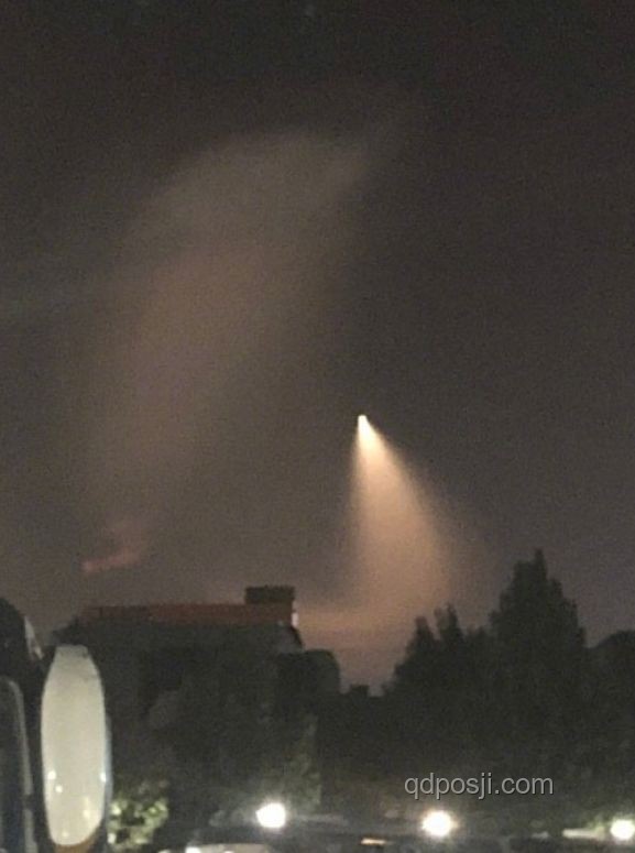 西安夜空奇遇：白点状不明飞行物的震撼目击